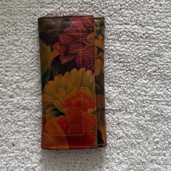 Argentina Hand Crafted Multicolor Floral Leather Women's Wallet - Picture 7 of 7